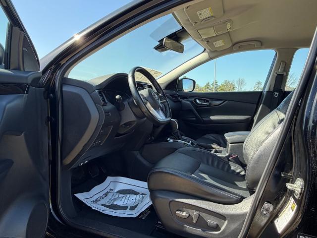 2022 Nissan Rogue Sport SL AWD Xtronic CVT