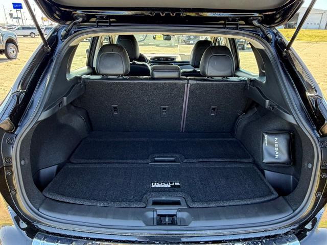 2022 Nissan Rogue Sport SL AWD Xtronic CVT