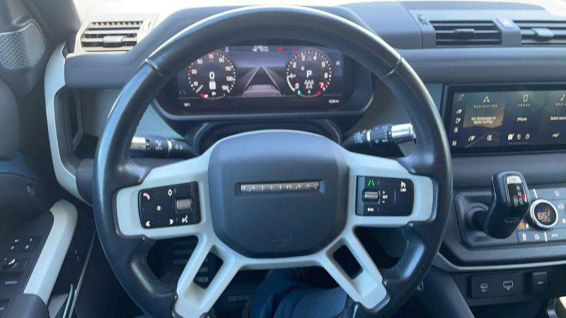 2021 Land Rover Defender 110 SE