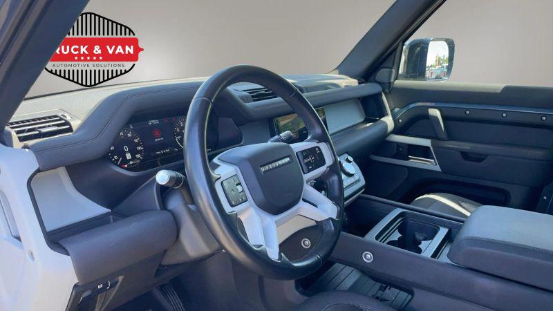 2021 Land Rover Defender 110 SE