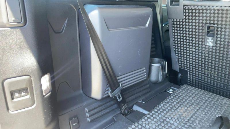 2021 Land Rover Defender 110 SE