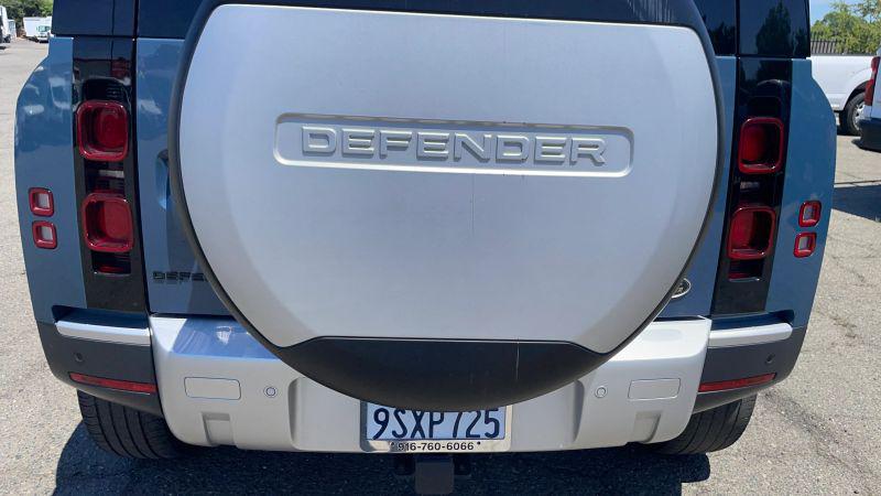 2021 Land Rover Defender 110 SE