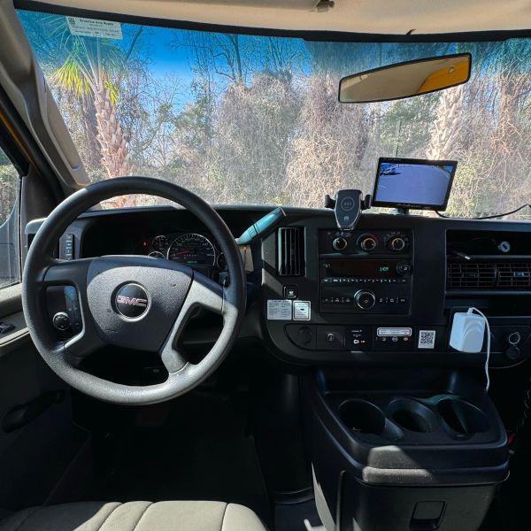 2018 GMC Savana Cutaway Work Van
