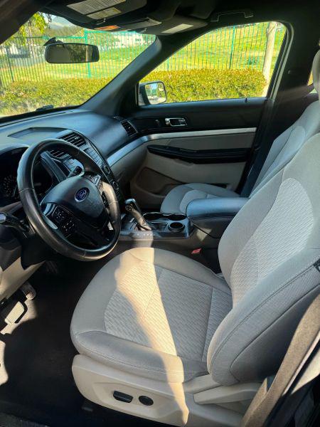 2019 Ford Explorer Base