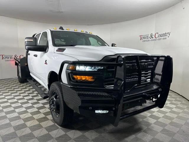 2026 RAM 3500 Chassis RAM 3500 TRADESMAN CREW CAB CHASSIS 4X4 60 CA