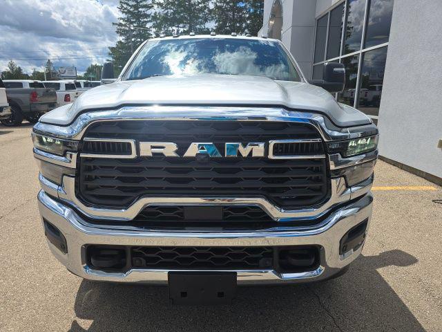 2026 RAM 2500 RAM 2500 TRADESMAN CREW CAB 4X4 8 BOX