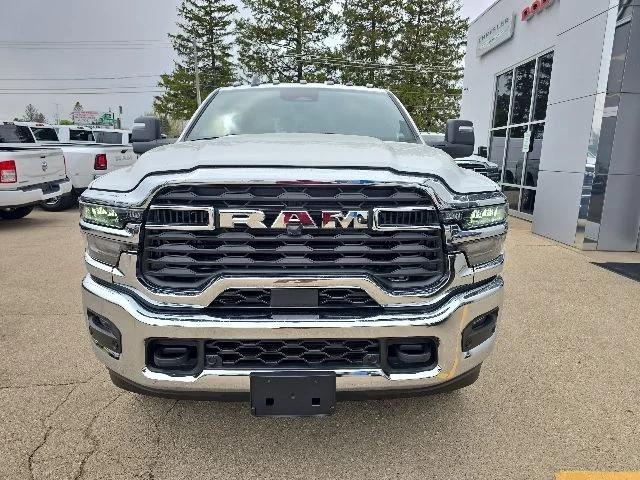 2026 RAM Ram 2500 RAM 2500 TRADESMAN CREW CAB 4X4 8 BOX