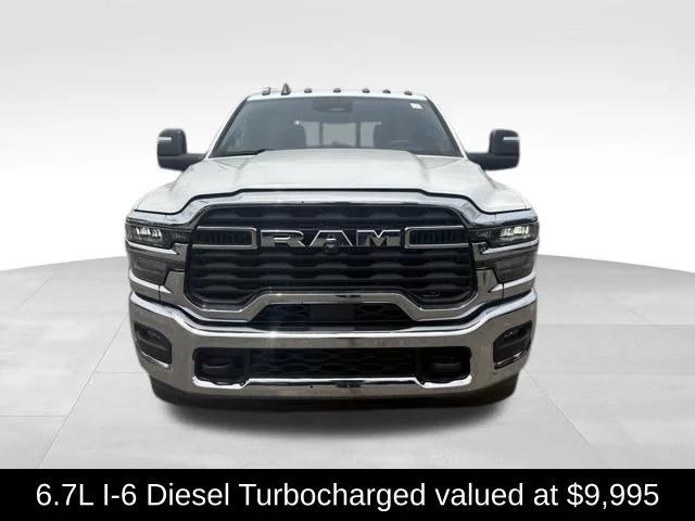 2026 RAM 3500 Chassis RAM 3500 TRADESMAN CREW CAB CHASSIS 4X4 60 CA 2026 RAM 3500 Chassis RAM 3500 TRADESMAN CREW CAB CHASSIS 4X4 60 CA