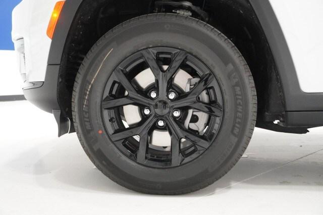 2025 Jeep Grand Cherokee L Altitude X 4x2