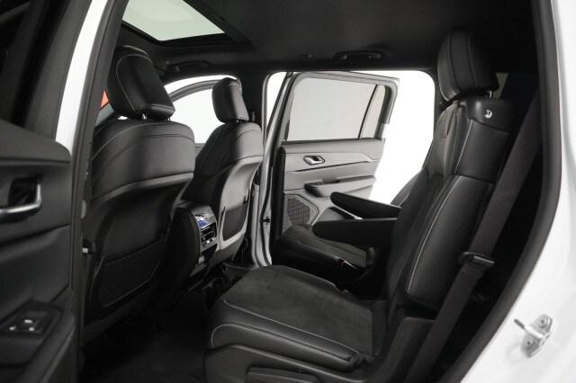 2025 Jeep Grand Cherokee L Altitude X 4x2