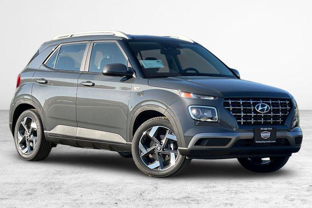 2026 Hyundai Venue SEL w/ 2-Tone Roof IVT's photo