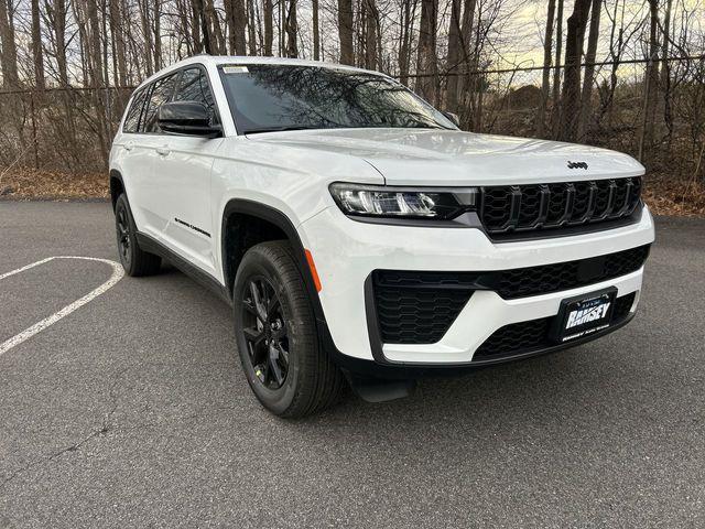 2026 Jeep Grand Cherokee GRAND CHEROKEE L LAREDO ALTITUDE 4X4