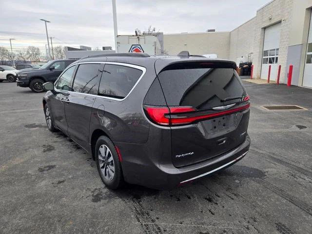 2021 Chrysler Pacifica Hybrid Touring