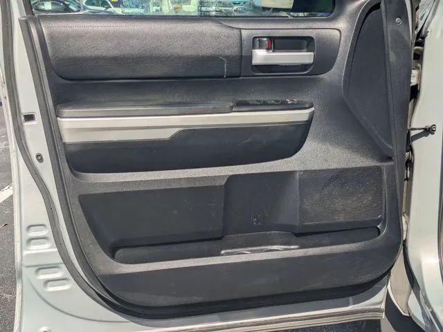 2019 Toyota Tundra SR5 5.7L V8