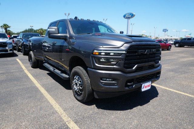 2026 RAM Ram 3500 RAM 3500 LARAMIE CREW CAB 4X4 8 BOX