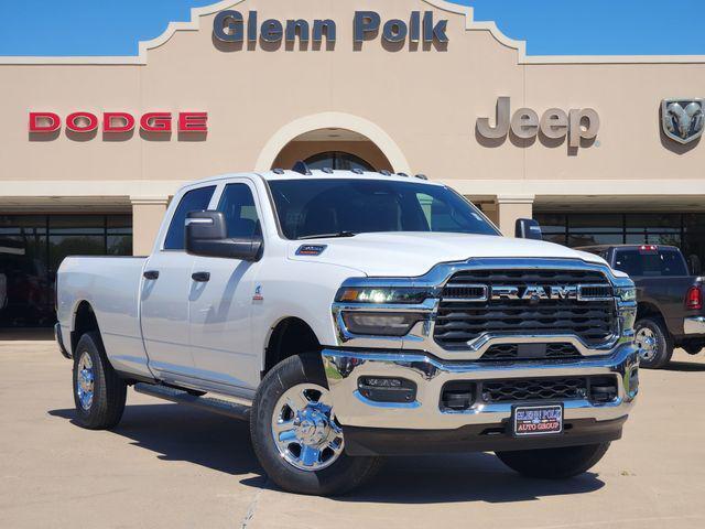 2026 RAM Ram 3500 RAM 3500 TRADESMAN CREW CAB 4X4 8 BOX