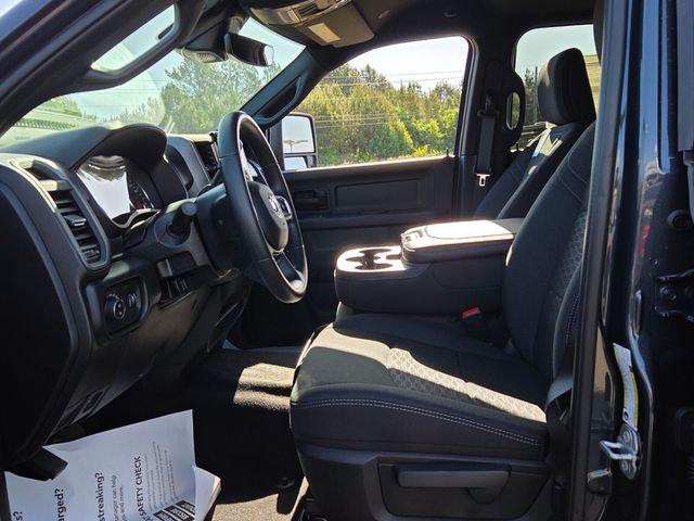 2026 Ram 2500 Black Express Crew Cab 4x4 6'4" Box