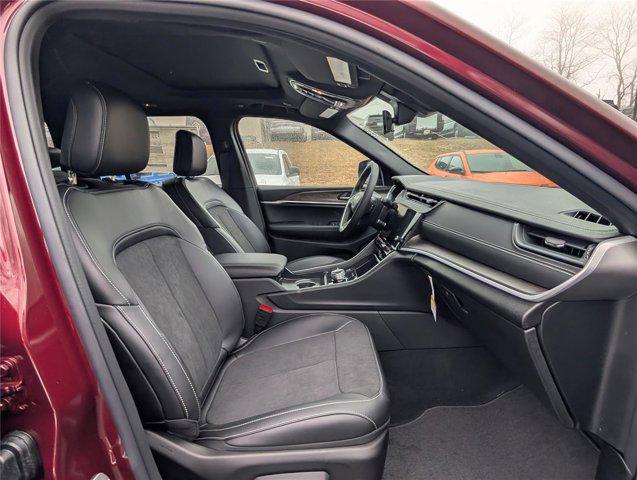 2026 Jeep Grand Cherokee Altitude 4x4