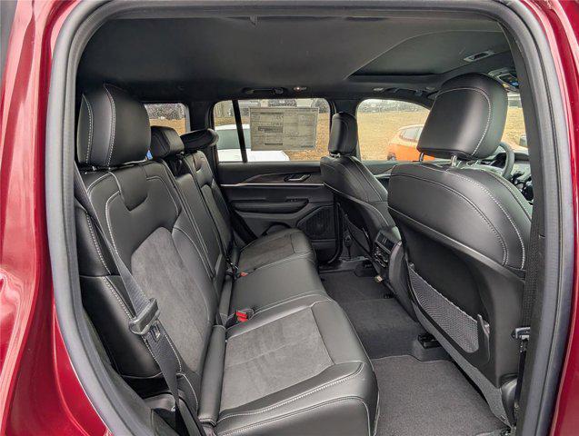 2026 Jeep Grand Cherokee Altitude 4x4