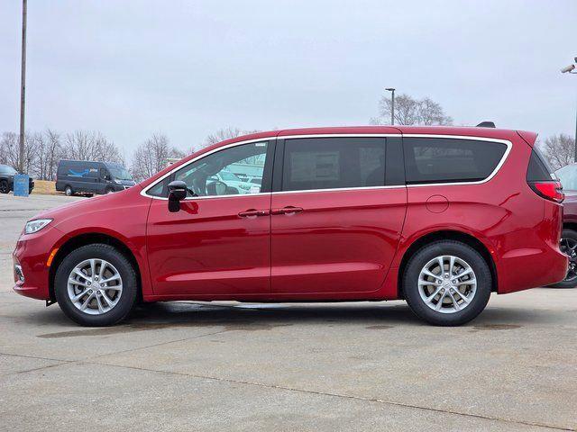 2026 Chrysler Pacifica Select AWD