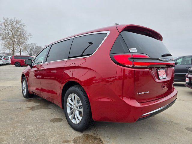 2026 Chrysler Pacifica Select AWD