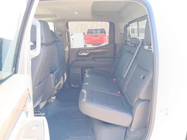 2026 Chevrolet Silverado 1500 4WD Crew Cab Short Bed LT Trail Boss