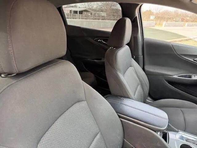 2016 Chevrolet Malibu 1LT