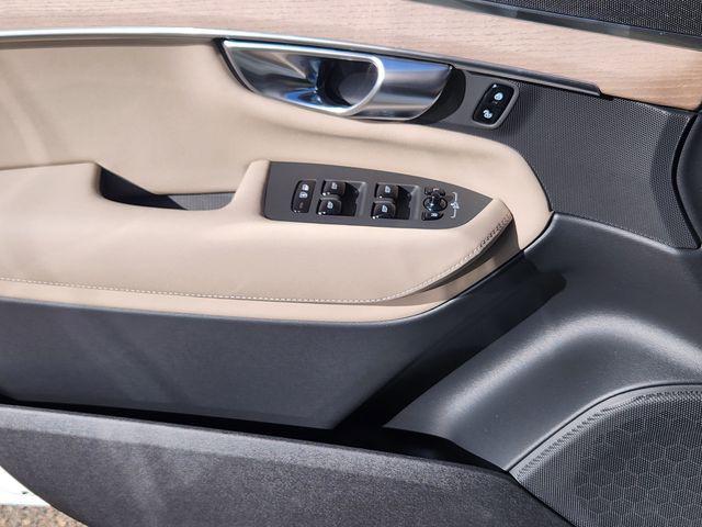 2026 Volvo XC90 Plus, B6 AWD Gas (mild hybrid), Gasoline, Bright, 7 Seats
