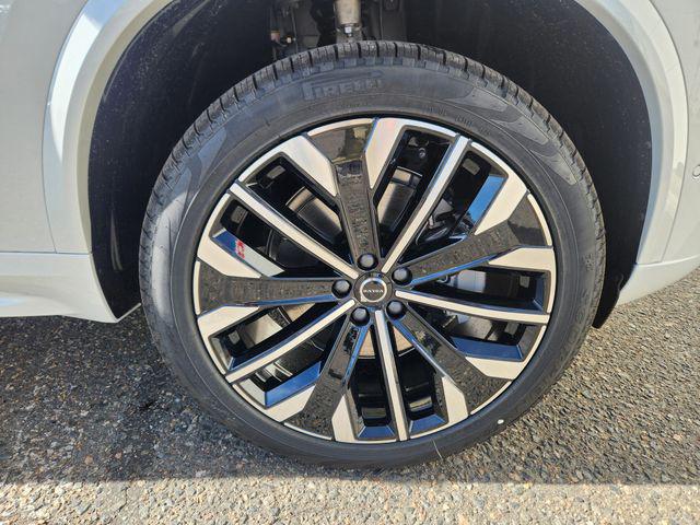 2026 Volvo XC90 Plus, B6 AWD Gas (mild hybrid), Gasoline, Bright, 7 Seats