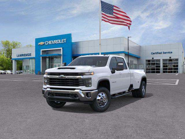 2026 Chevrolet Silverado 3500HD Crew Cab, Long Bed, LT Dual Rear Wheel, RWD