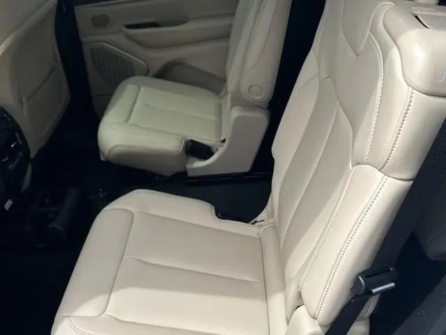 2026 Jeep Grand Cherokee L Limited 4x2
