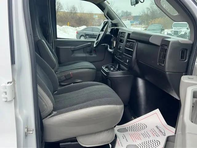 2021 Chevrolet Express Cargo Van RWD 2500 Regular Wheelbase WT