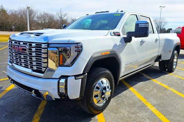 2026 GMC Sierra 3500HD Crew Cab, Long Bed, Denali Dual Rear Wheel, 4WD