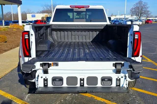 2026 GMC Sierra 3500HD Crew Cab, Long Bed, Denali Dual Rear Wheel, 4WD
