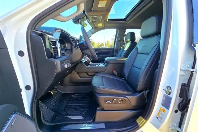 2026 GMC Sierra 3500HD Crew Cab, Long Bed, Denali Dual Rear Wheel, 4WD