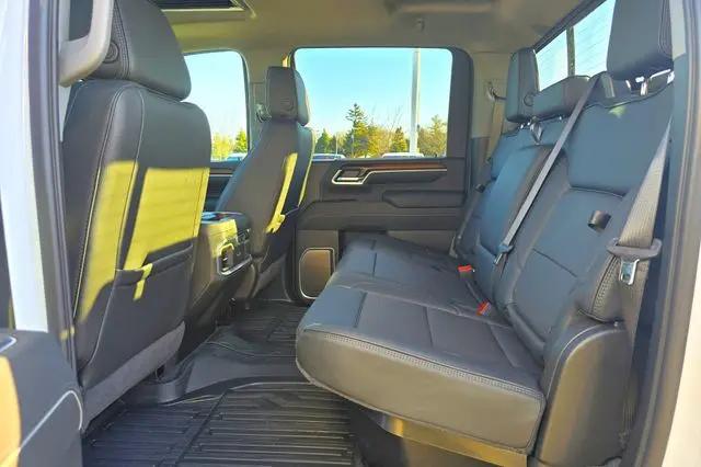 2026 GMC Sierra 3500HD Crew Cab, Long Bed, Denali Dual Rear Wheel, 4WD