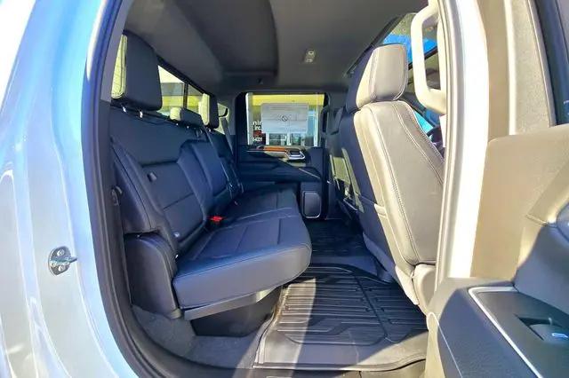 2026 GMC Sierra 3500HD Crew Cab, Long Bed, Denali Dual Rear Wheel, 4WD