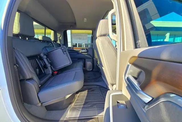 2026 GMC Sierra 3500HD Crew Cab, Long Bed, Denali Dual Rear Wheel, 4WD
