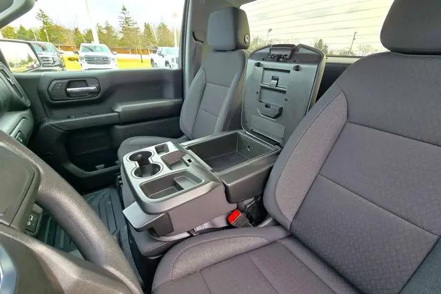 2025 GMC Sierra 1500 4WD Regular Cab Long Box Pro