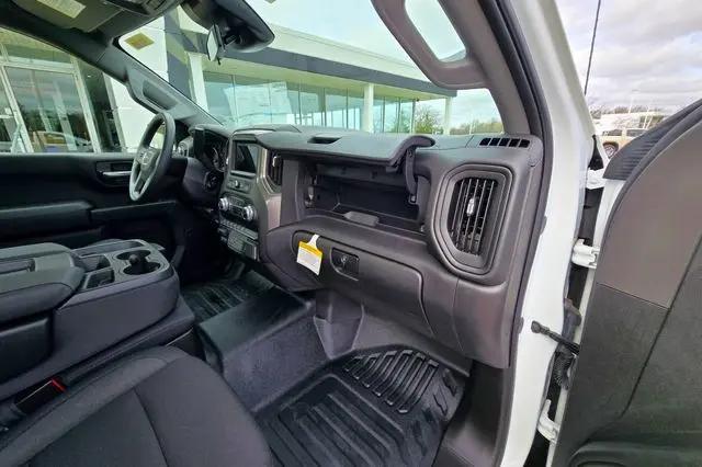 2025 GMC Sierra 1500 4WD Regular Cab Long Box Pro