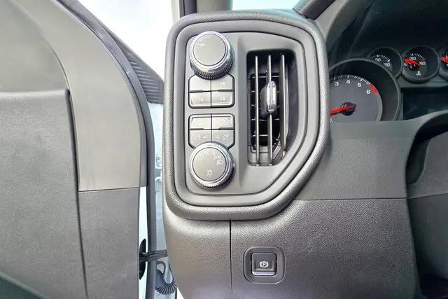 2025 GMC Sierra 1500 4WD Regular Cab Long Box Pro