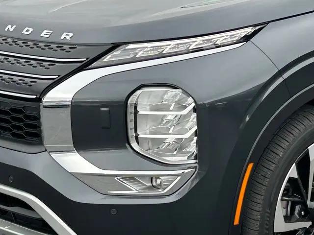 2025 Mitsubishi Outlander SE Ralliart