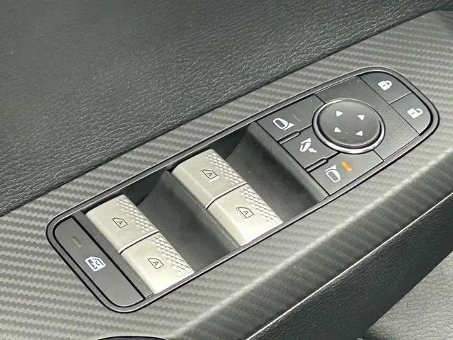 2025 Mitsubishi Outlander SE Ralliart
