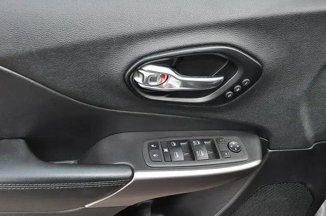 2022 Jeep Cherokee Limited 4x4