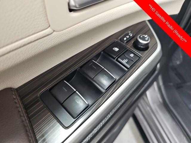 2023 Toyota Sienna Platinum - Photo 14