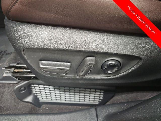2023 Toyota Sienna Platinum - Photo 18