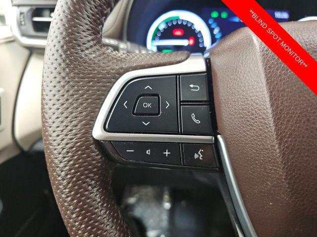 2023 Toyota Sienna Platinum - Photo 21