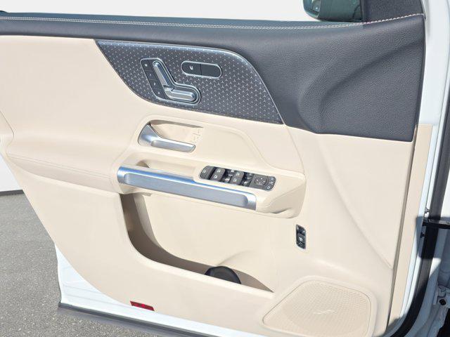 2025 Mercedes-Benz GLB GLB 250
