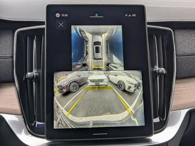 2026 Volvo XC90 Plus, B6 AWD Gas (mild hybrid), Gasoline, Bright, 7 Seats