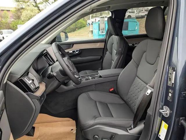 2026 Volvo XC90 Plus, B6 AWD Gas (mild hybrid), Gasoline, Bright, 7 Seats